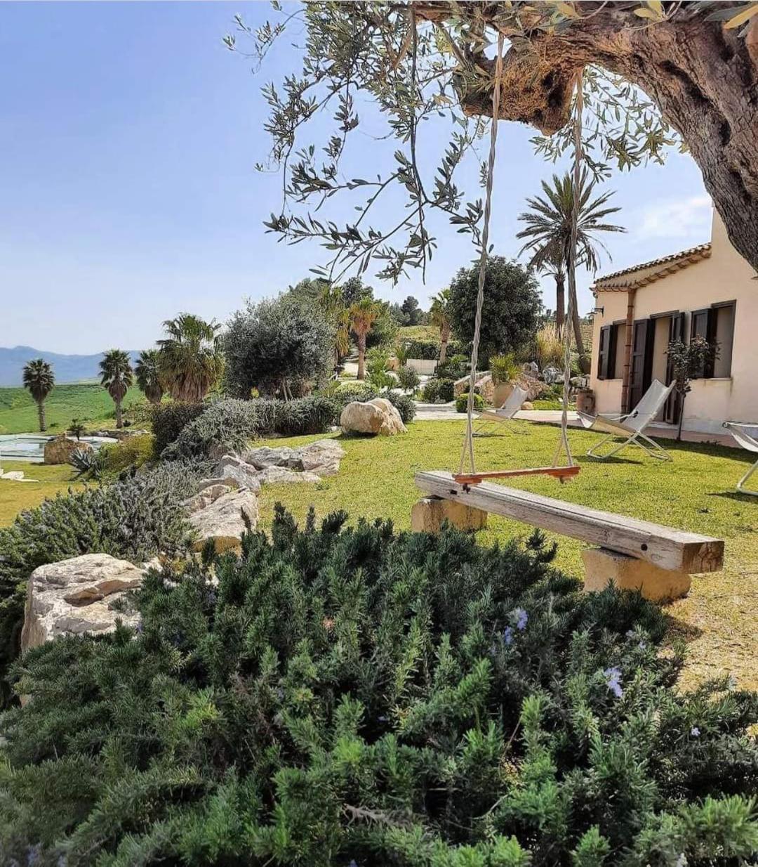 Agriturismo Antichi Granai Villa Calatafimi Exterior photo