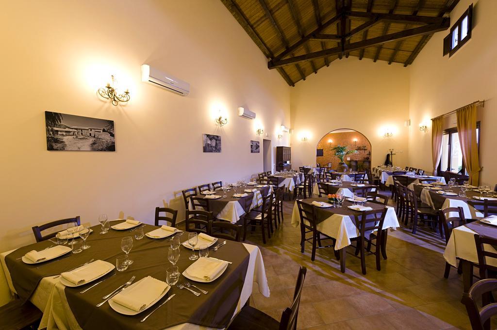 Agriturismo Antichi Granai Villa Calatafimi Exterior photo